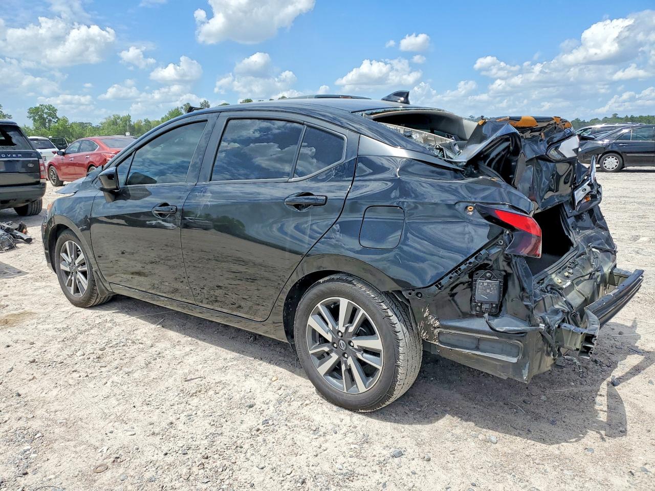 Nissan Versa Sv