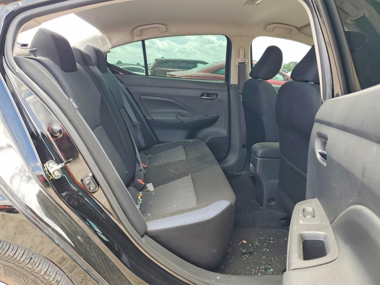 Nissan Versa Sv