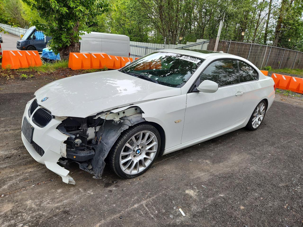 Salvage BMW 3 Series Image