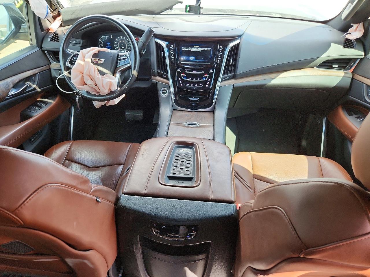 Cadillac Escalade Premium