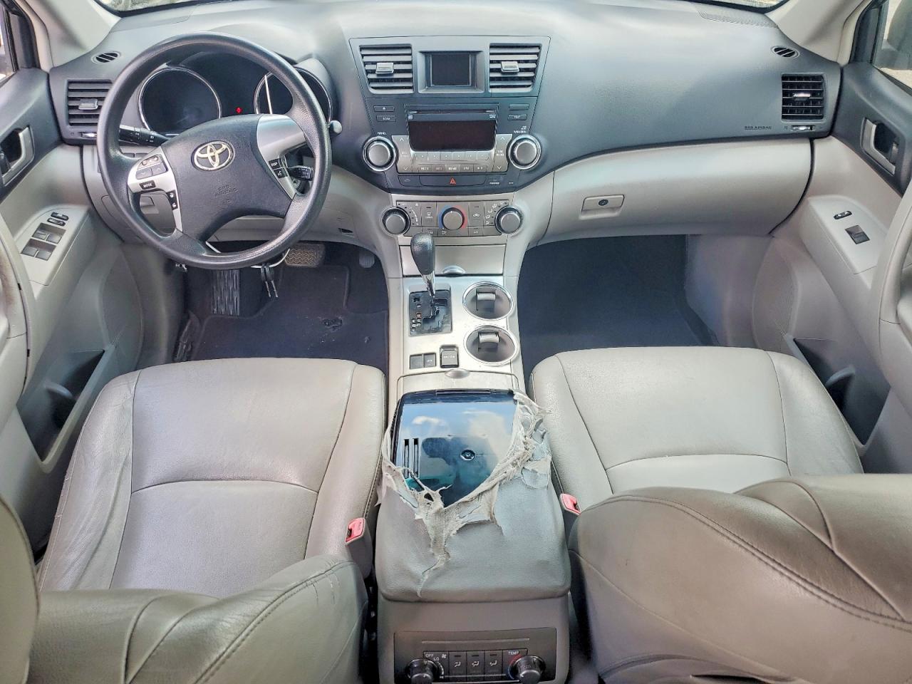 Toyota Highlander Base