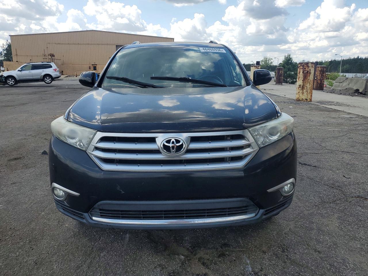 Toyota Highlander Base