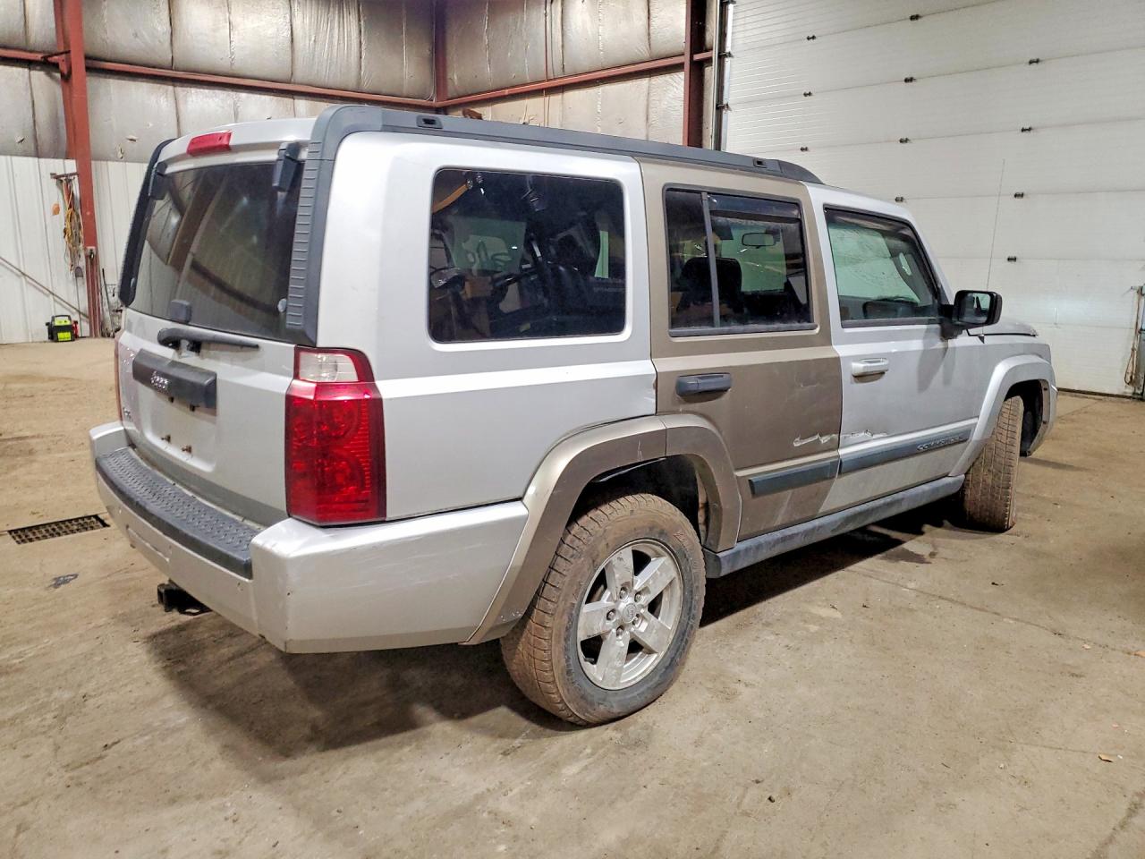 Jeep Commander
