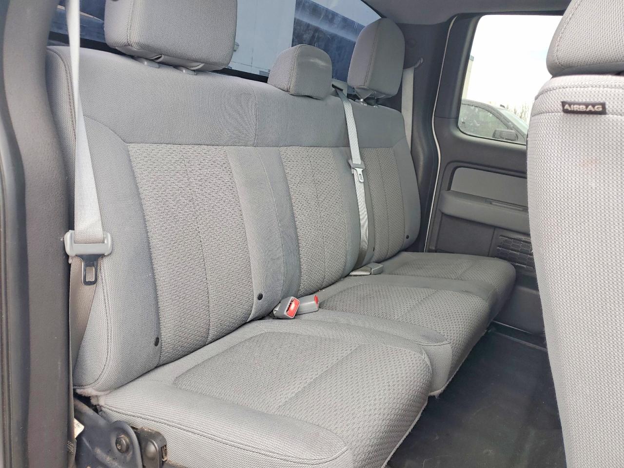 Ford F-150 Super Cab
