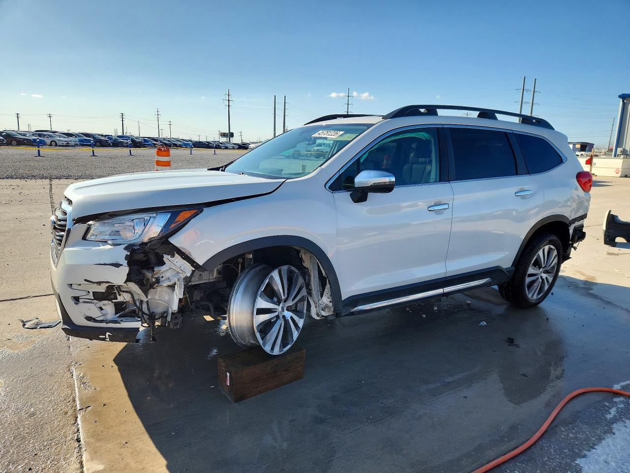 Salvage Subaru Ascent Image
