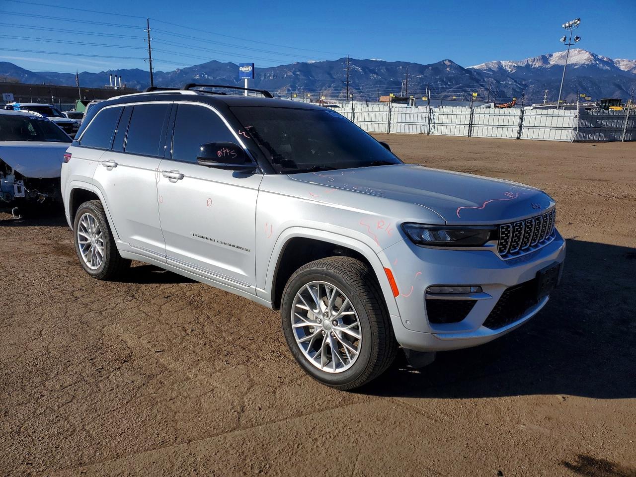 Jeep Grand Cherokee Summit