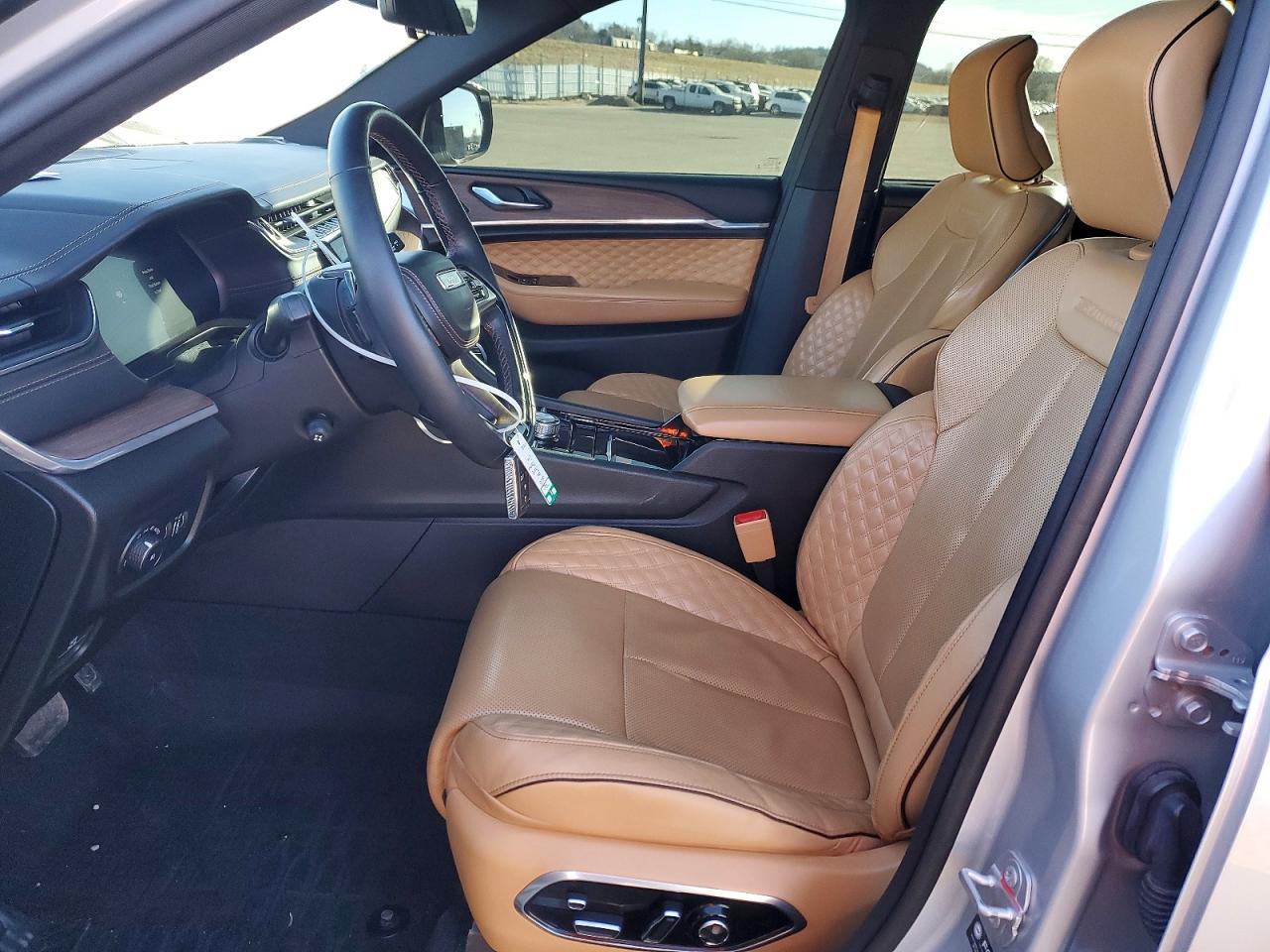 Jeep Grand Cherokee Summit