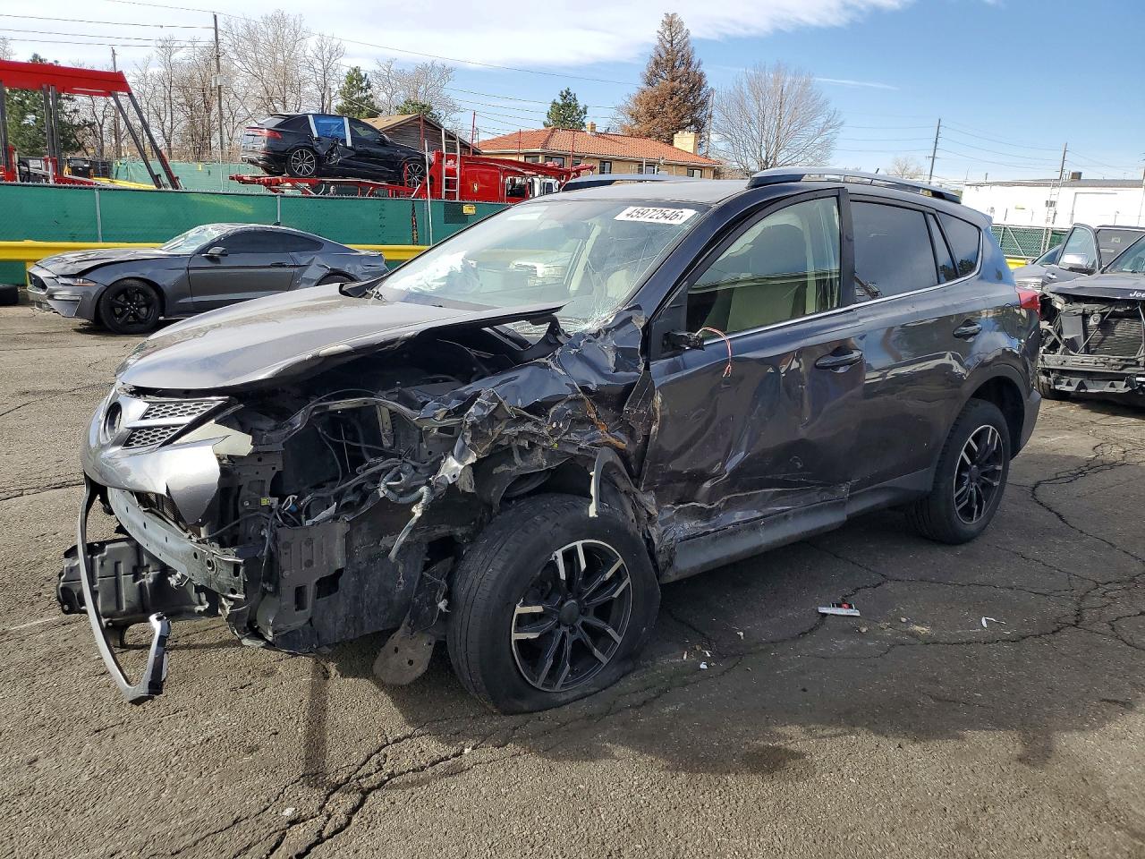 Salvage Toyota RAV4 Image