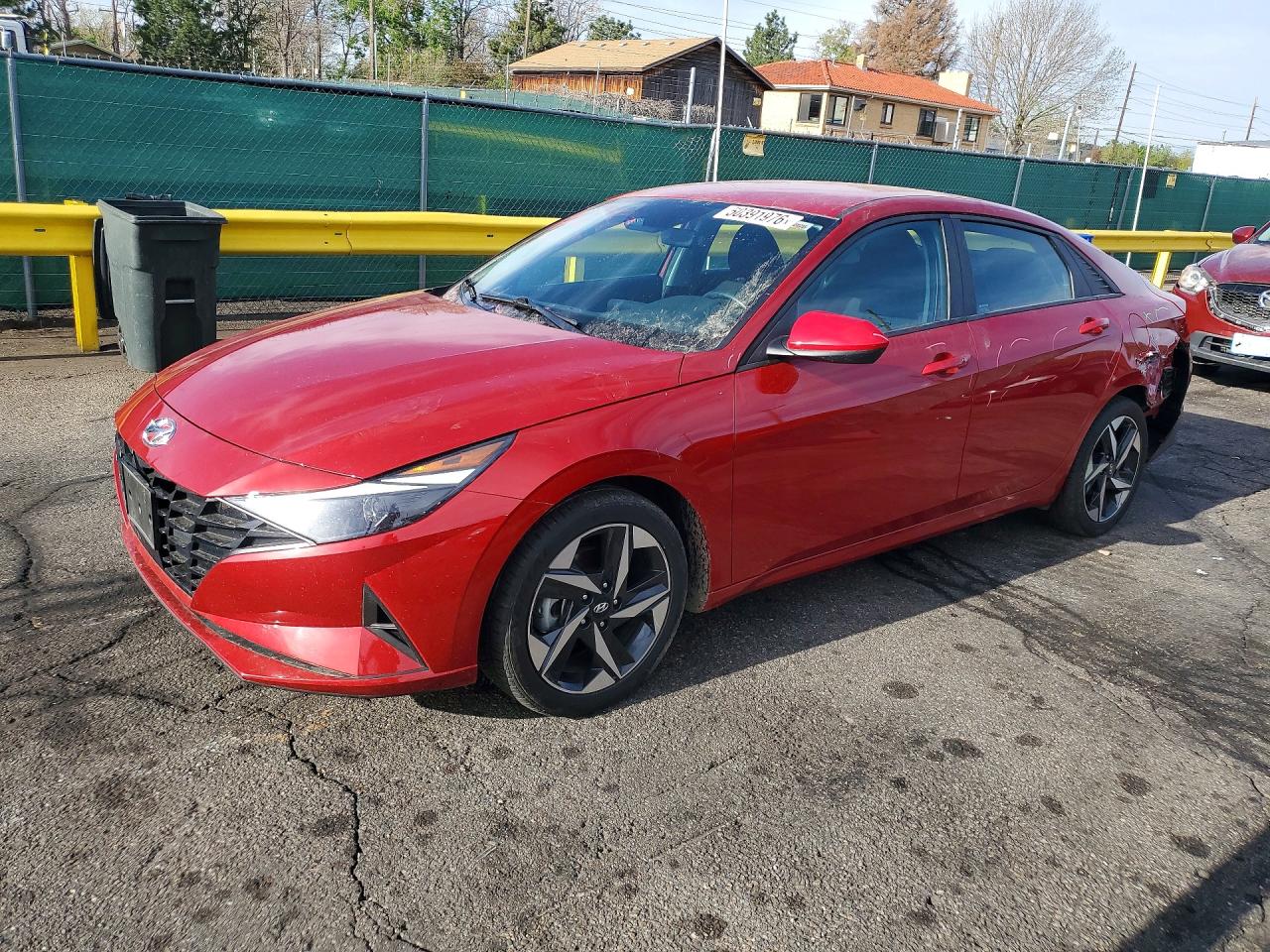 Salvage Hyundai ELANTRA Image