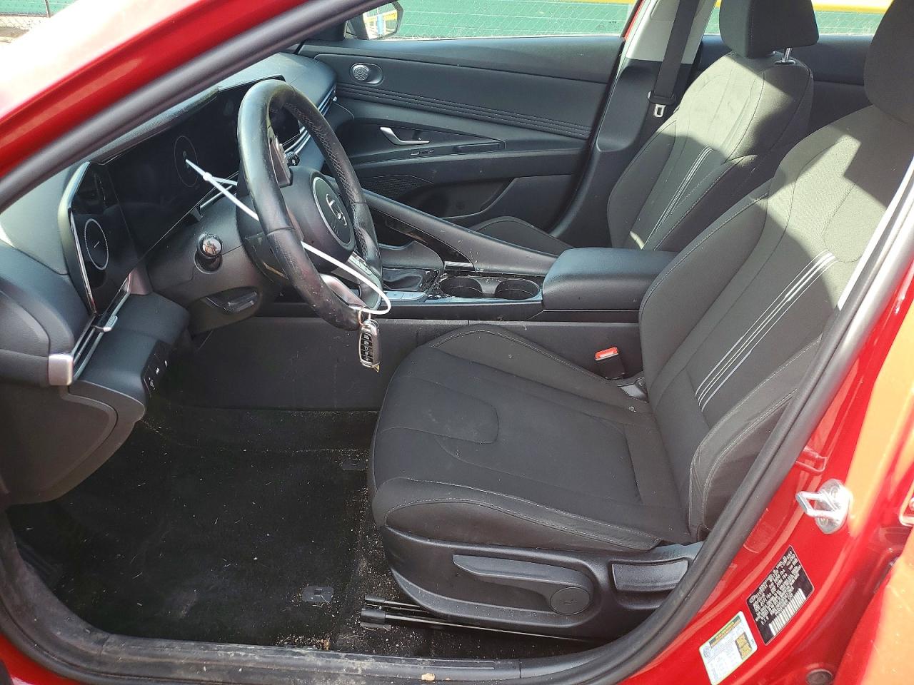 Hyundai ELANTRA Sel