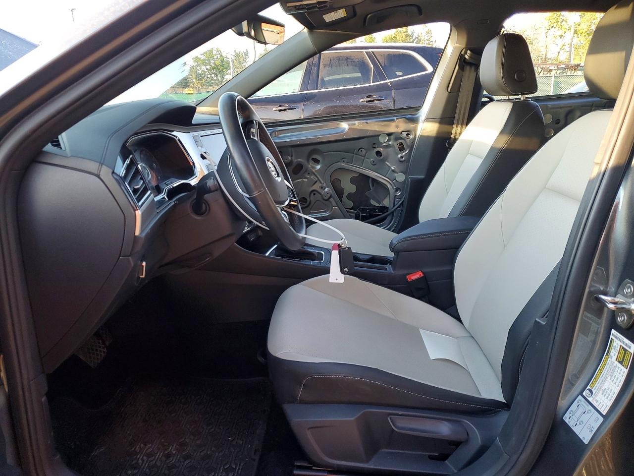Volkswagen Jetta S