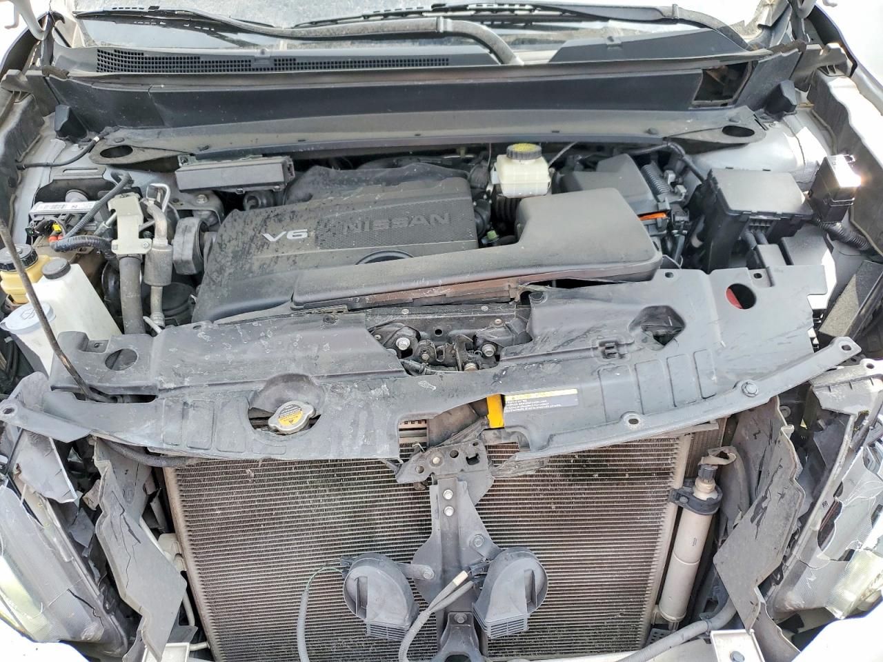Nissan Pathfinder Sv