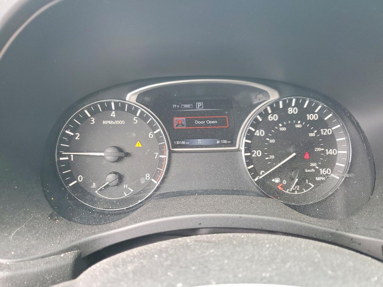 Nissan Pathfinder Sv