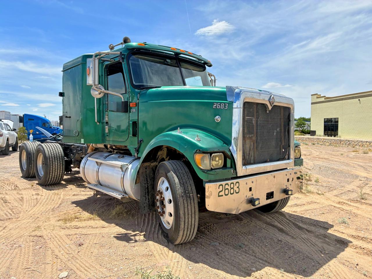 Salvage International 9900 Image