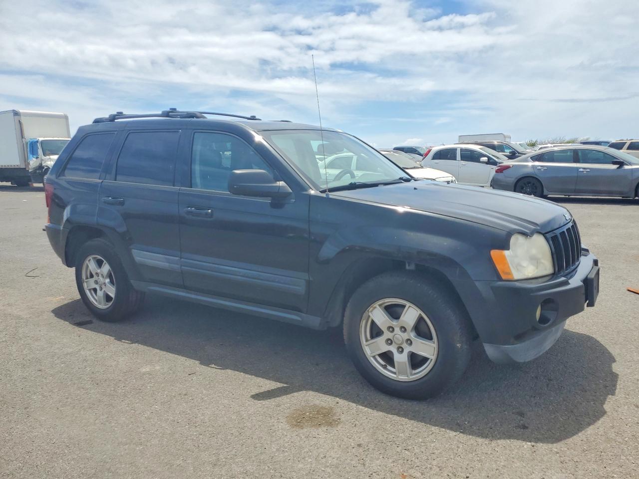 Jeep Cherokee Laredo