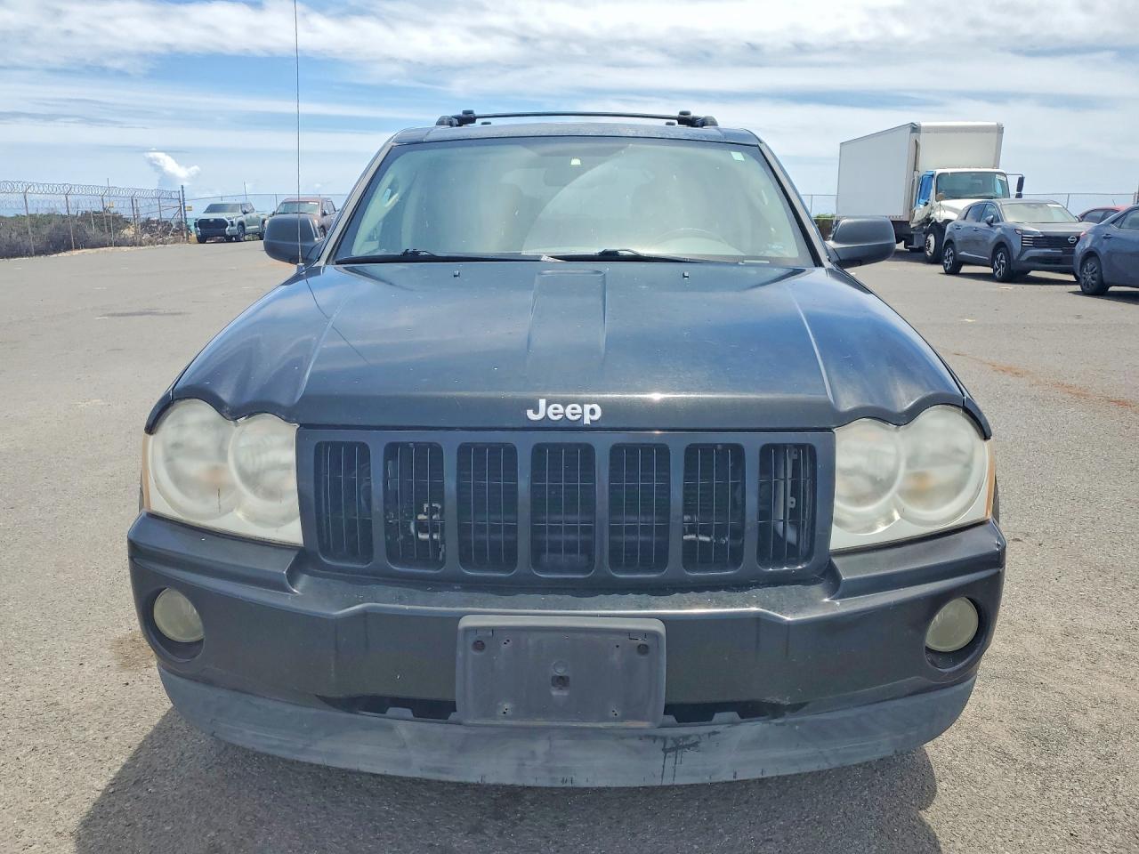 Jeep Cherokee Laredo