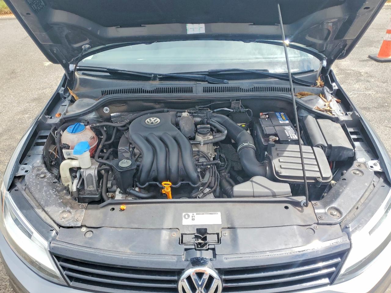 Volkswagen Jetta Base