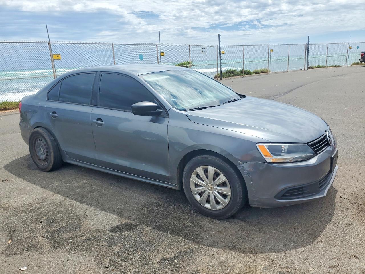 Volkswagen Jetta Base