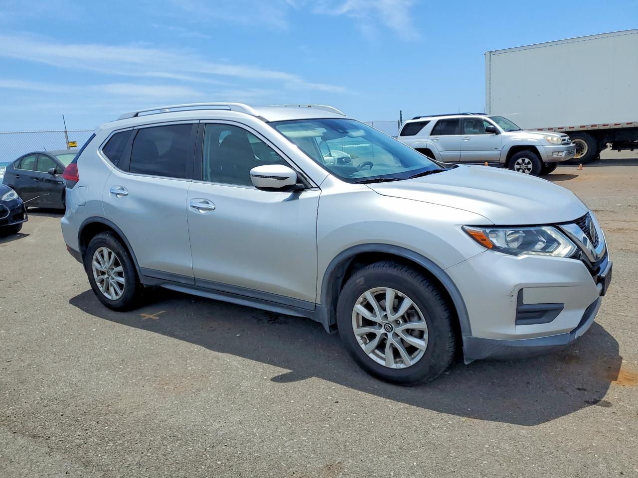 Nissan Rogue S