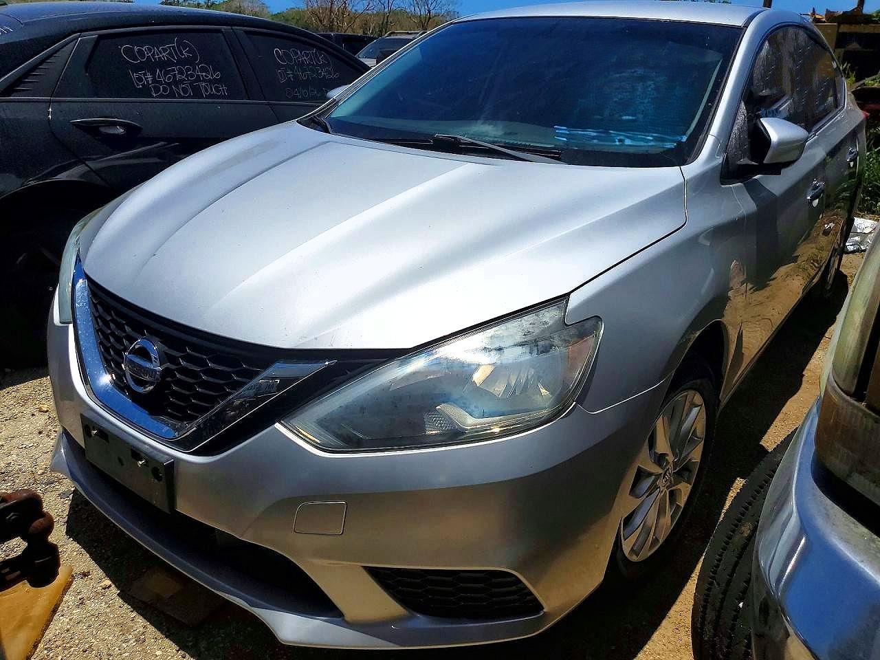 Salvage Nissan Sentra Image