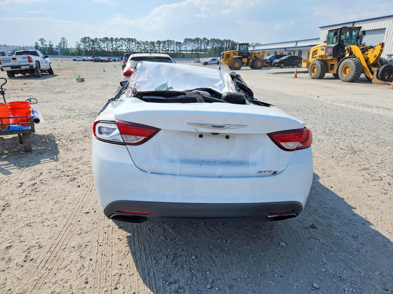 Chrysler 200 S