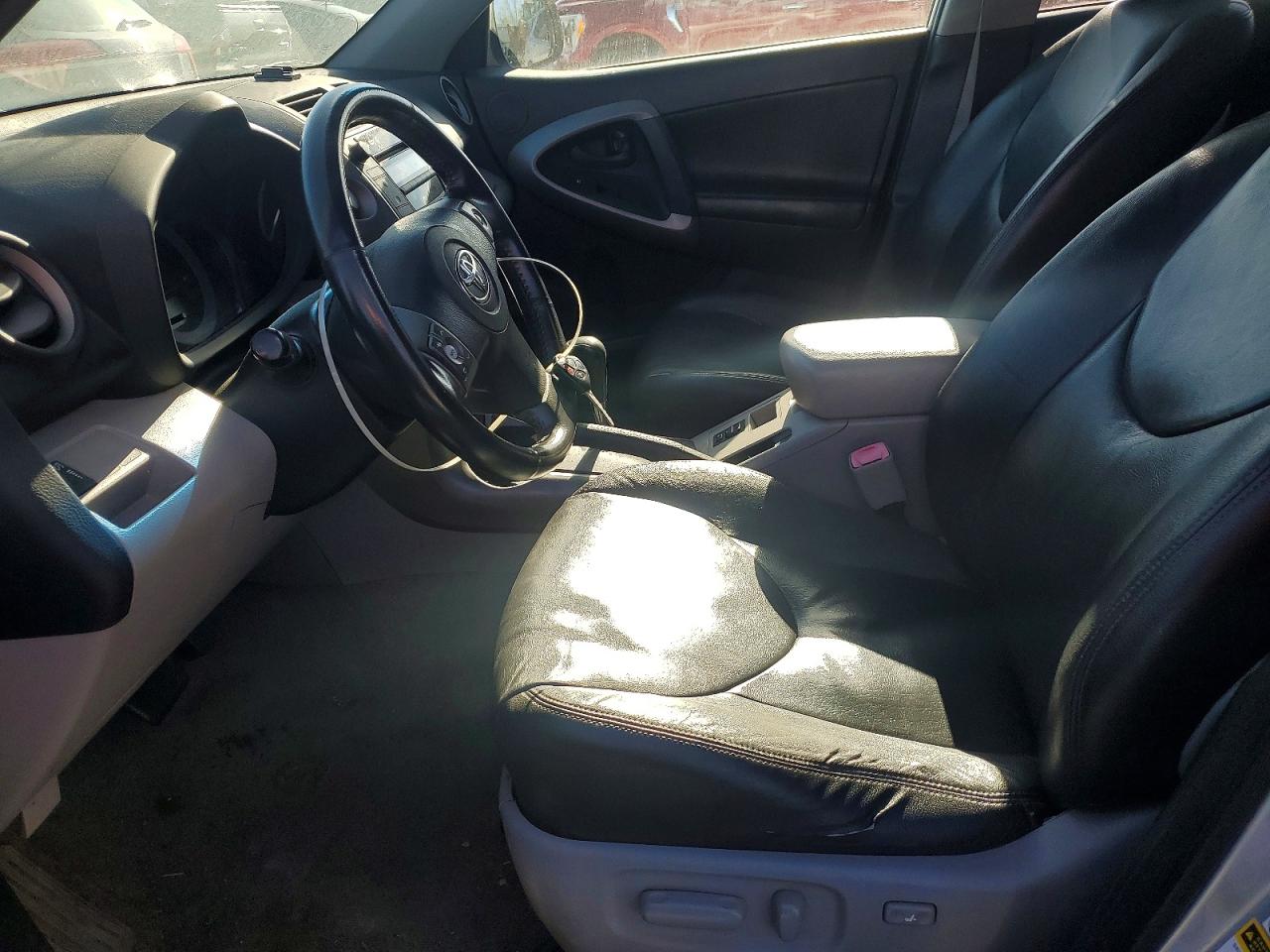 Toyota RAV4 Limited