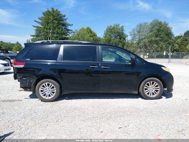 Toyota Sienna Xle V6