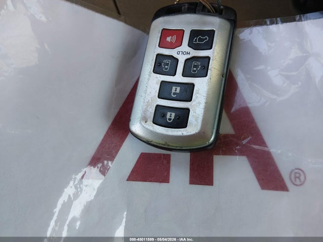 Toyota Sienna Xle V6