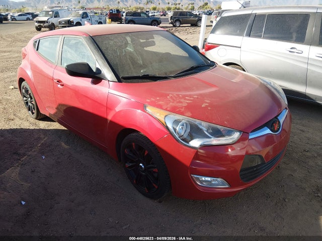 Salvage Hyundai VELOSTER Image