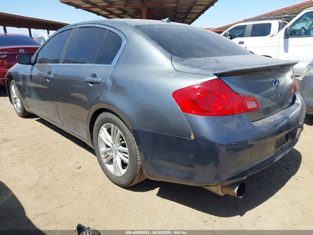 INFINITI G37 Journey