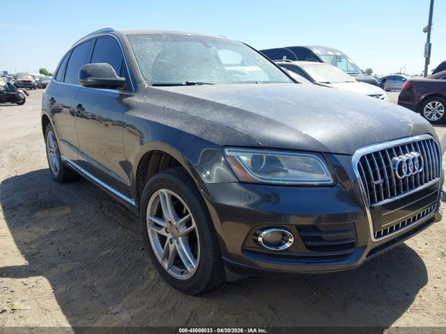 Salvage Audi Q5 Image