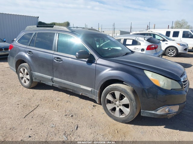 Salvage Subaru Outback Image