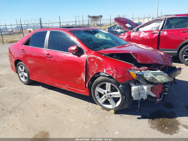Salvage Toyota Camry Image
