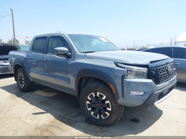 Salvage Nissan Frontier Image