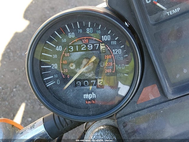 Honda Vf700 C