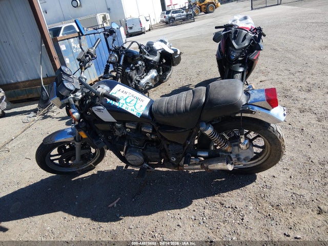 Honda Vf700 C