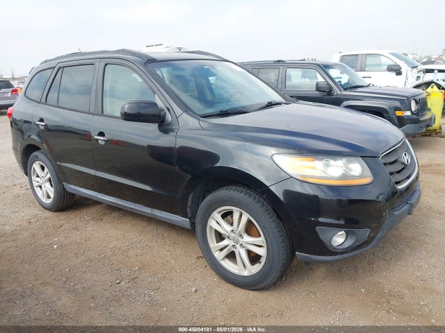 Salvage Hyundai SANTA FE Image