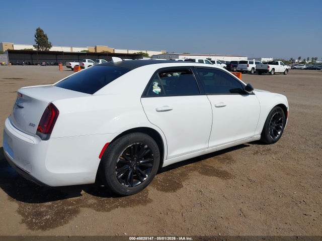 Chrysler 300 Touring
