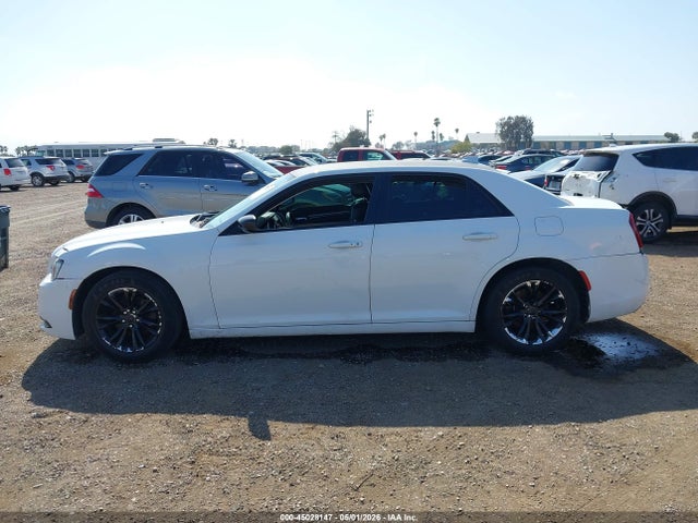 Chrysler 300 Touring