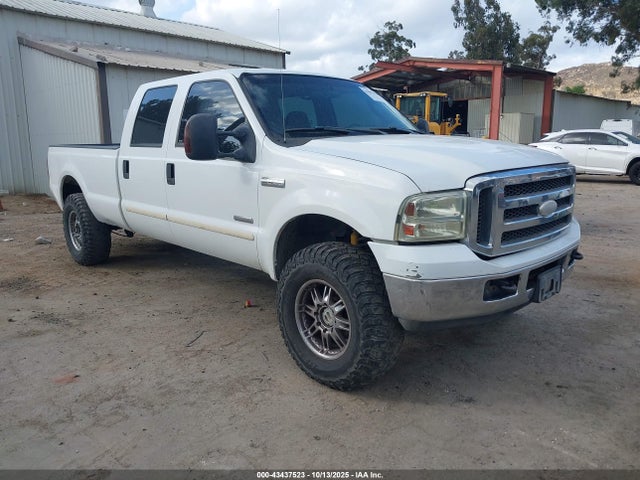 Salvage Ford F-350 Image