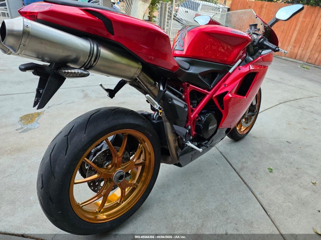 Ducati Superbike
