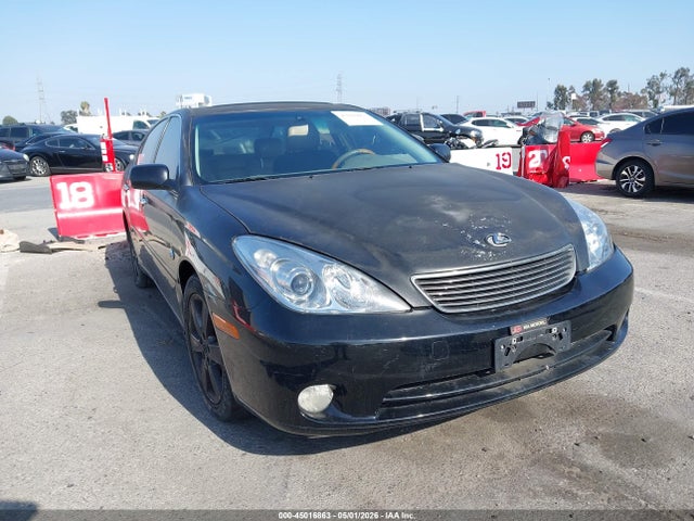 Salvage Lexus Es Image