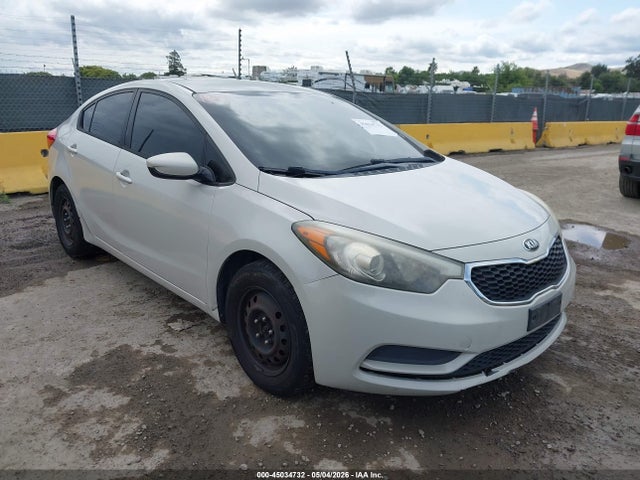 Salvage Kia Forte Image