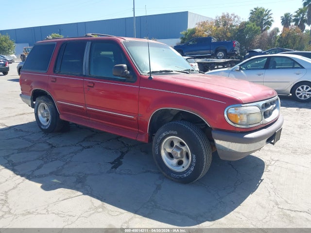 Salvage Ford Explorer Image