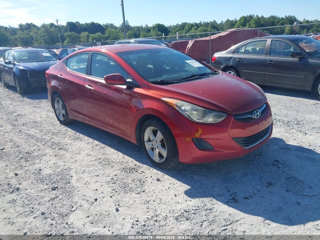 Salvage Hyundai ELANTRA Image