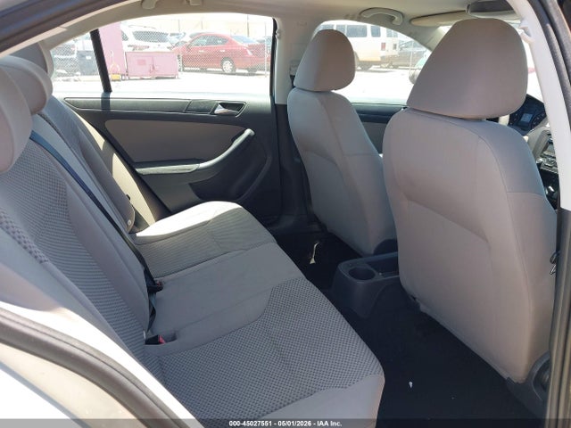 Volkswagen Jetta 2.0l S