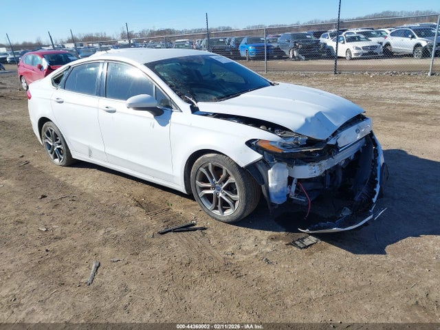 Salvage Ford Fusion Image