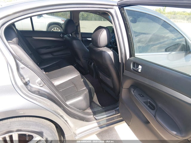INFINITI Q40