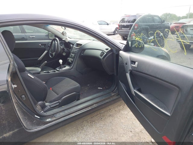Hyundai Genesis 2.0t R-spec