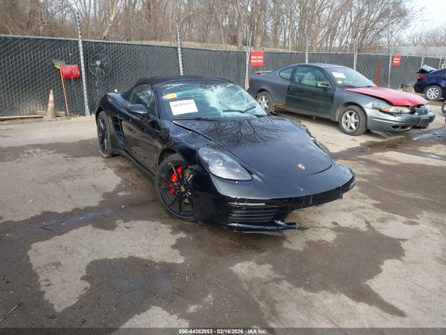 Salvage Porsche 718 Boxster Image